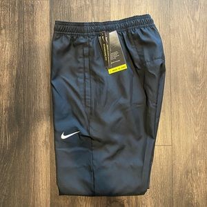 Nike Men's Essential Woven Running Pants - Black/Small NWTG
